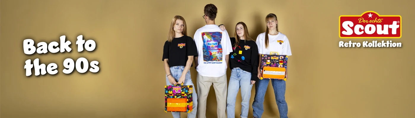 Back to the 90s – vier Personen in Shirts und Sweatshirt der Scout Retro Kollektion, zwei halten alte Scout-Ranzen. Rechts das Logo „Der echte Scout – Retro Kollektion“.